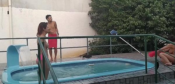  Todos pelados na piscina pra suruba  - Pernocas - DogAloy - DinniGata - Gaúcho PussyHunter